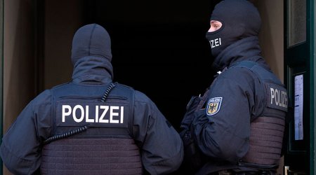 Serbia protests erupt in Novi Sad for second night