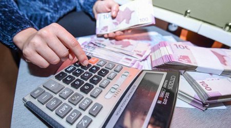Azərbaycanda tələbə və doktorant təqaüdləri artırıldı, qərar bu gündən qüvvədədir