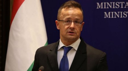 В Венгрии заявили, что не могут отказаться от российской нефти