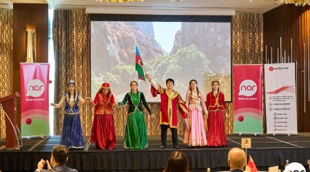 “Nar” ilin ən uğurlu abituriyentlərini mükafatlandırdı