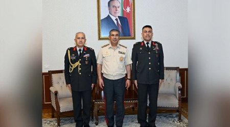 Zakir Həsənov Türkiyənin yeni hərbi attaşesini qəbul edib