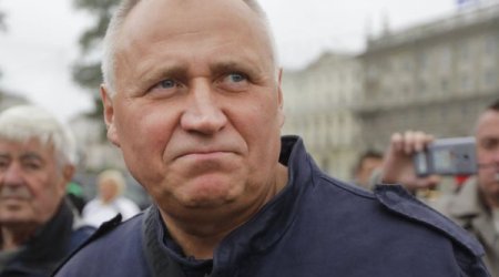 Освобожденный оппозиционер Статкевич отказался покидать Беларусь