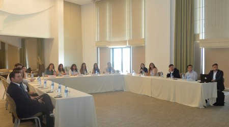 "Azərsun Holdinq” təhsil müəssisələri ilə əməkdaşlıq görüşü keçirib