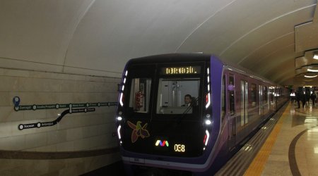 Bakı metrosu tədris ilinin ilk günündə 900 minə yaxın sərnişin daşıyıb