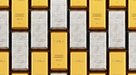 Gold's record rally takes breather as spotlight shifts to Fed