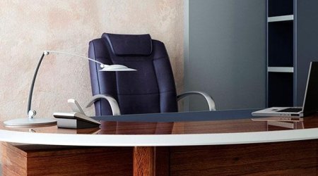 Məktəbdə pul yığdığı iddia edilən direktor vəzifəsindən azad edilib