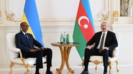 Президенты Азербайджана и Руанды провели переговоры один на один
