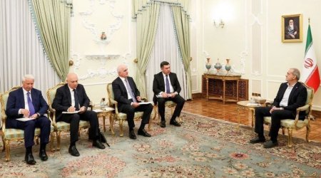 Şahin Mustafayev Pezeşkianla görüşüb