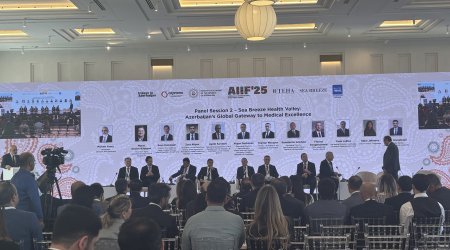 Tibb müəssisələri beynəlxalq akkreditasiya almalıdır- Nazir