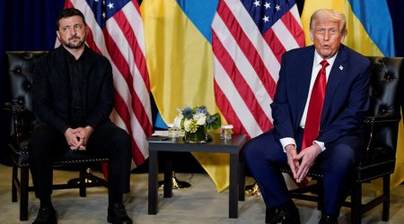 Tramp Zelenski ilə görüşüb