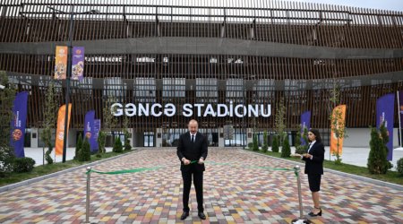 Prezident Gəncə şəhər stadionunun açılışında - Yenilənib