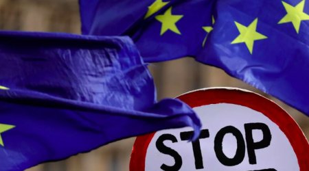 ЕС планирует ограничить передвижение российских дипломатов по Европе