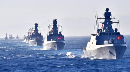 Турецкие военные корабли идут к Газе