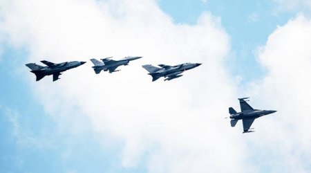 СМИ: США перебрасывают десятки истребителей на Ближний Восток