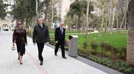 Əliyev və birinci xanım Mehriban Əliyeya parkın açılışında iştirak ediblər