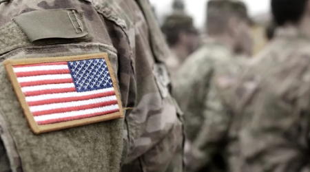 Более миллиона военнослужащих в США остались без зарплаты из-за шатдауна