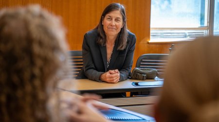 Суд заблокировал решение Трампа