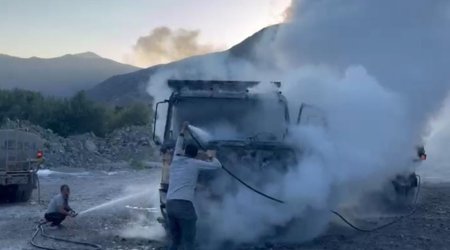 Zəngilanda yük maşını yanıb - Video