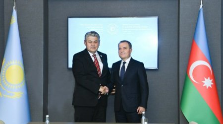 Главы МИД Азербайджана и Казахстана обсудили укрепление стратегического партнёрства