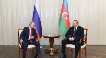 Düşənbədə Azərbaycan və Rusiya prezidentlərinin təkbətək görüşü keçirilir