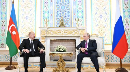 Aliyev and Putin hold talks in Dushanbe