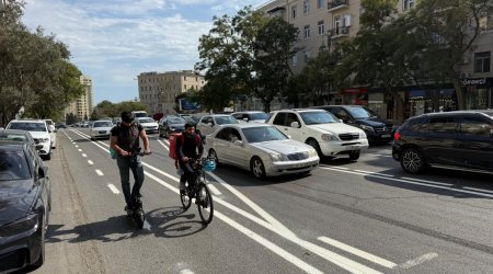 Əbdürrəhim bəy Haqverdiyev küçəsində mikromobillik zolağı təşkil edilir