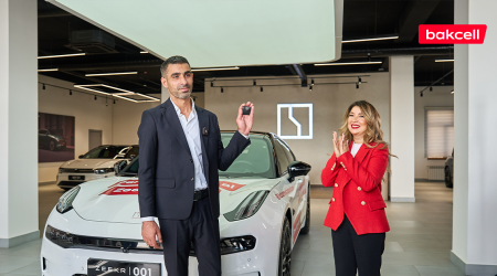 Первый автомобиль “Zeekr 001” в лотерее Bakcell передан победителю!