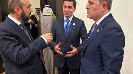 Bayramov, Hajiyev and Mirzoyan spotted in animated exchange at summit