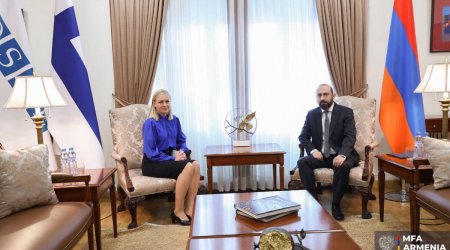 
ATƏT sədri Ermənistanda Ararat Mirzoyanla görüşüb