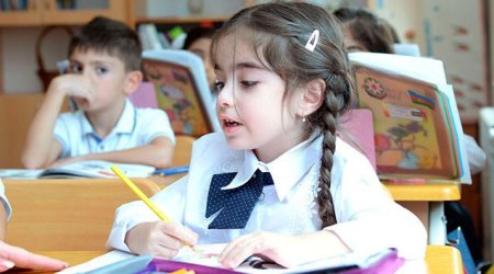Birinci sinfə üzrlü səbəbdən gecikən uşaqların qəbulu başa çatıb