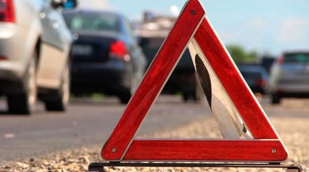 В Пакистане грузовик съехал в овраг, погибли 15 человек