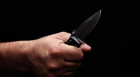 В Азербайджане мужчина зарезал жену