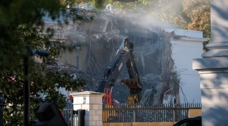 U.S. Treasury staff told not to film White House renovation