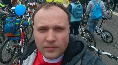 “Sputnik Azərbaycan”ın həbsdə olan şef redaktoru 3 aylıq ev dustaqlığına buraxılıb