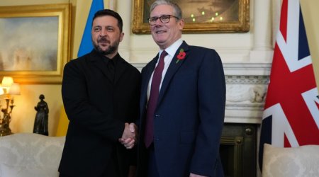 
Ukrayna və Britaniya liderləri görüşüb