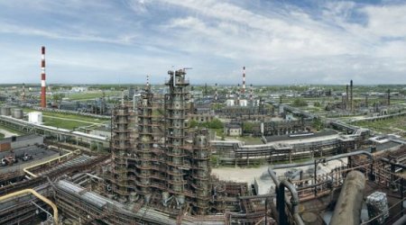 Очередной российский НПЗ остановился после атак украинцев