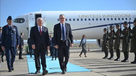 Starmer Türkiyəyə səfər edib