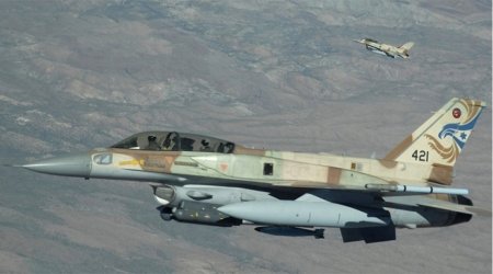 СМИ: Израиль нанес авиаудары по Газе