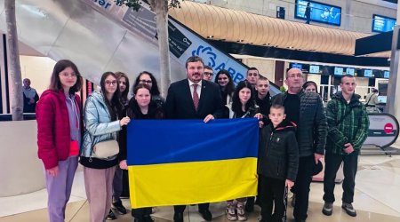 Дети из Украины прибыли в Азербайджан