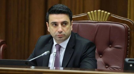 
Ален Симонян: Контакты между Арменией и Азербайджаном будут продолжены