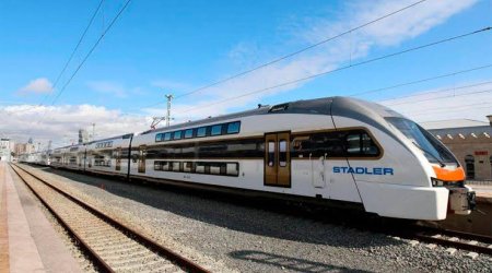 Bakı-Sumqayıt sürət qatarına daş atan yeniyetmələr polis tərəfindən müəyyən edilib