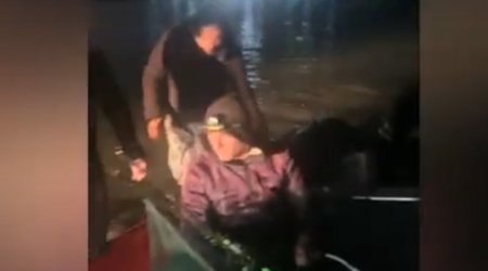 Xəzərdə köməksiz qalan balıqçılar xilas edilib - Video