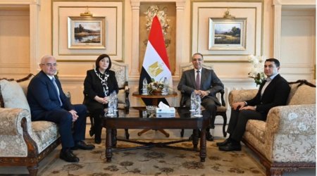 Sahibə Qafarova Misirdə səfərdədir