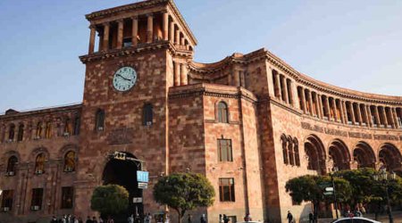 Ermənistanda üç məktəbdə Azərbaycan dili tədris olunacaq