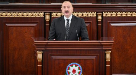 Əliyev AMEA-nın 80 illik yubiley yığıncağında çıxış edib - Yeniləndi