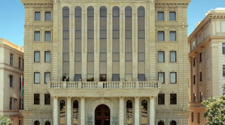 Nəsimi Rayon İcra Hakimiyyətinin yeni başçısı kollektivə təqdim olunub