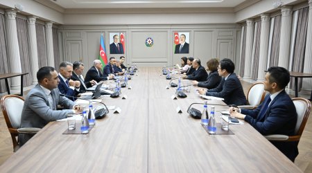 Əli Əsədov AİB prezidenti ilə görüşüb