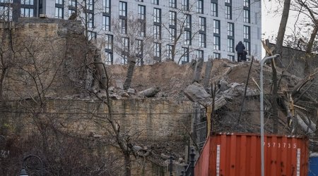 Париж о повреждении посольства Азербайджана в Киеве