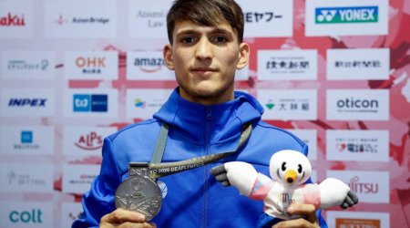 Azərbaycanın idman tarixində ilk deflimpiya medalı