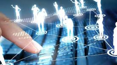 On ayda informasiya xidmətlərinin həcmi 8%-dən çox artıb